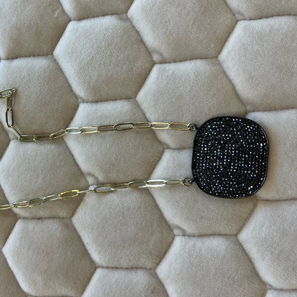 Marlyn Schiff Black and Gold Chain Necklace - Picture 3 of 3